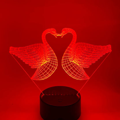 Gepersonaliseerd cadeau LED lamp zwanen, naam graveren mogelijk.