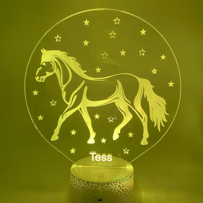 Leuk om te geven of te krijgen – 3D paardenlamp als origineel cadeau voor paardenfans.